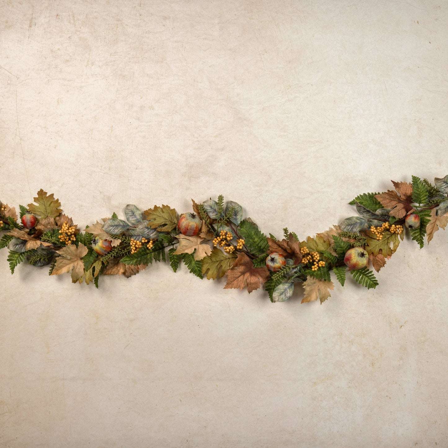 POMEGRANATE & BEIGE BERRY GARLAND
