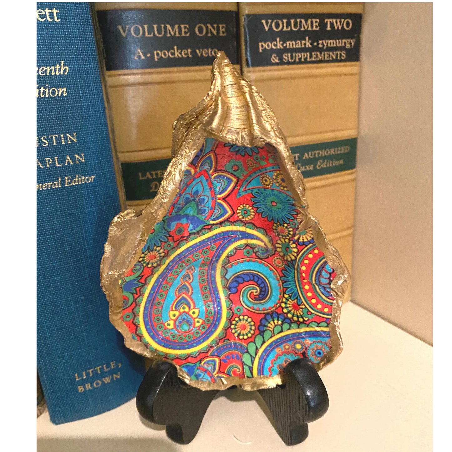 Oyster shell art