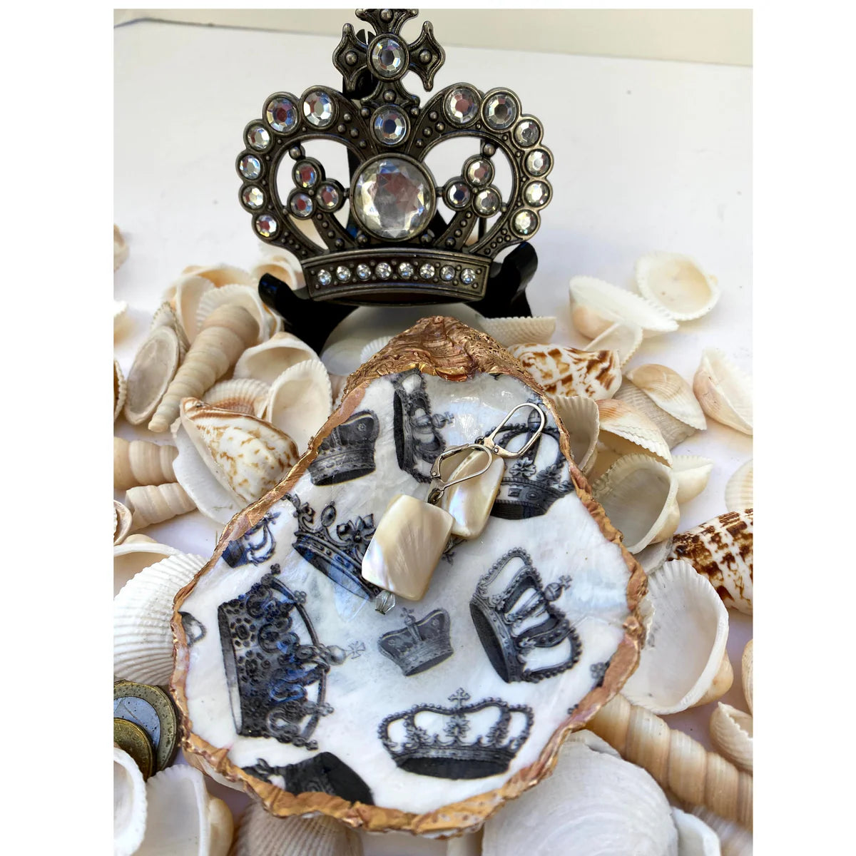 Oyster shell art
