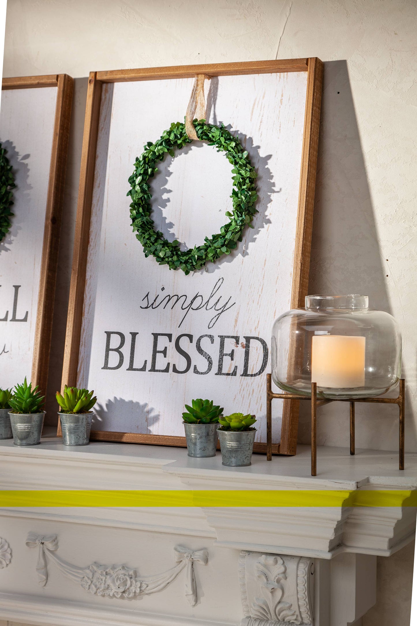 Glass Tabletop Decor with Willow Base