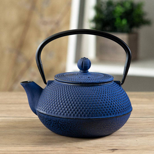 Navy Blue Hobnail Design 27oz Cast Iron Tea Pot