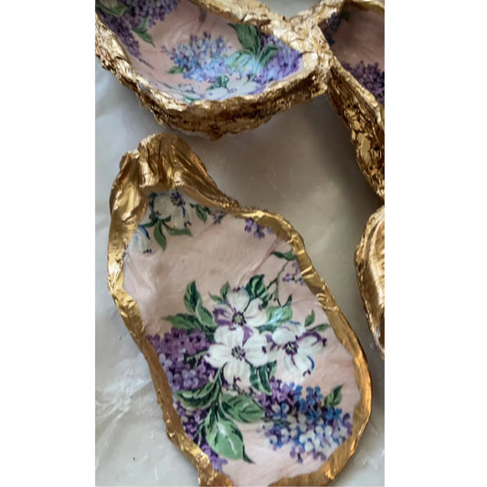 Oyster shell art