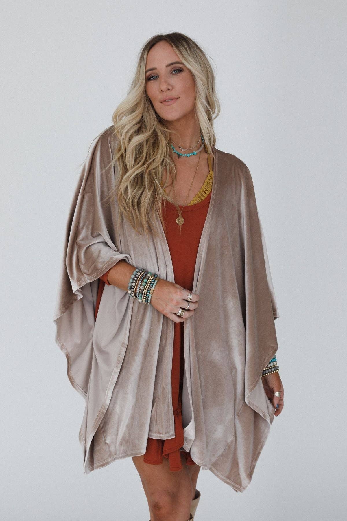 Savoy Velvet Kimono - Taupe