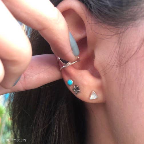 CLEO Sea Glass Ear Cuff
