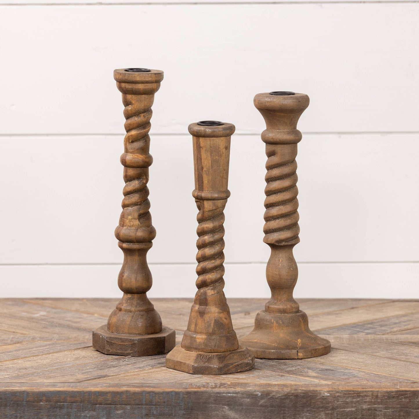 SPINDLE TAPER CANDLESTICKS TRIO