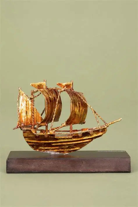 Vinta (Tin Ship)